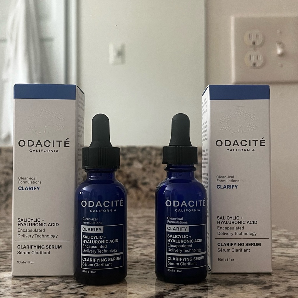 Odacité California Clarify Serum - Salicylic + Hyaluronic Acid